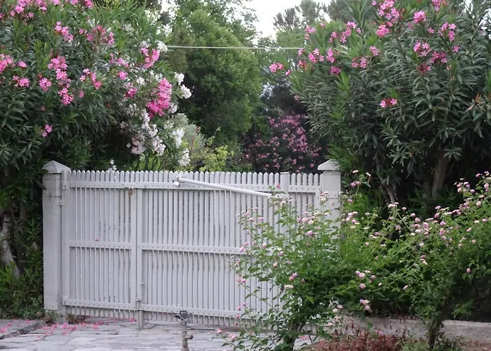 Spitaki Semesterbostad *